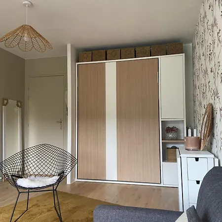 Le De Myriam Apartment